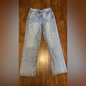 Women’s Fashionnova Jeans Size 9